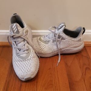 Adidas Alphabounce shoes